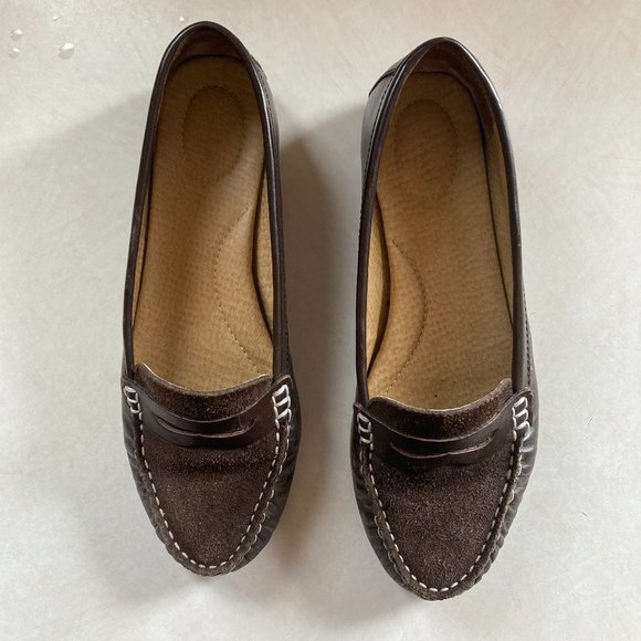 Lands' End Women's Brown Loafers  - 9M - Picture 1 of 8